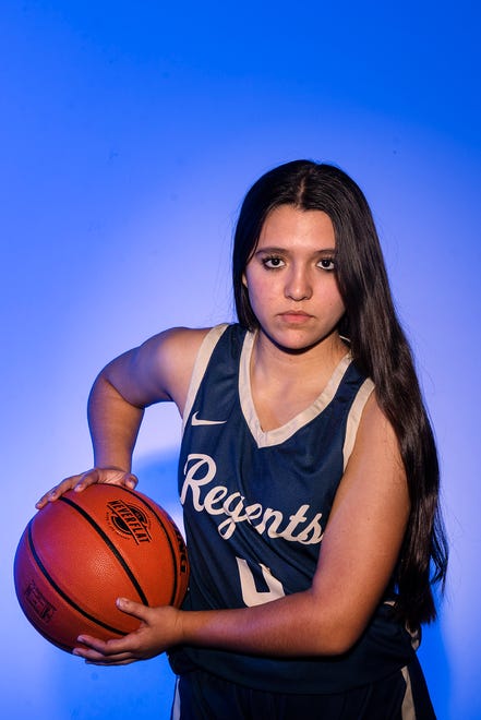 Analisa Taylor, Regents School of Austin basketball player.